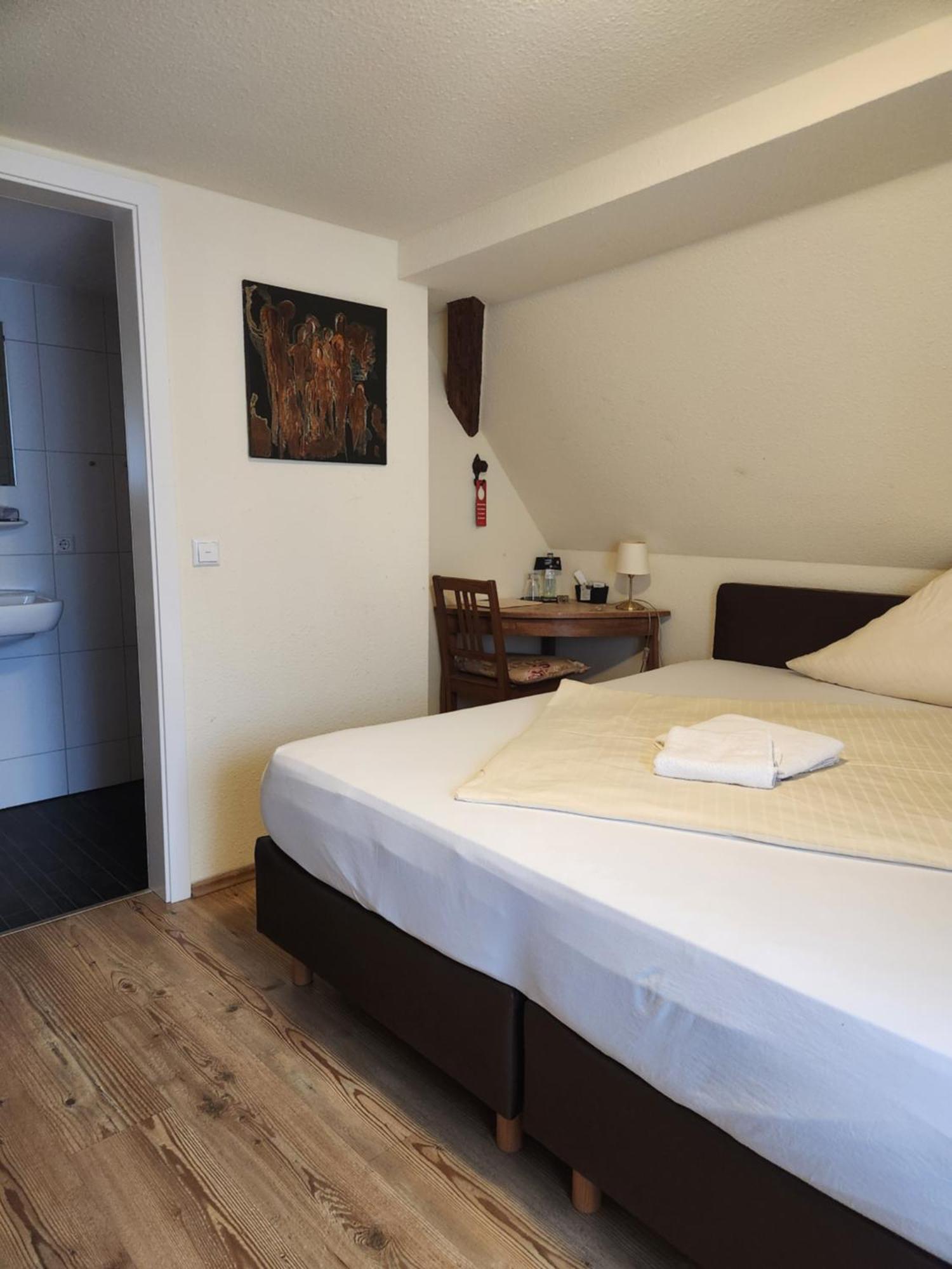 Ehinger Rose 3*